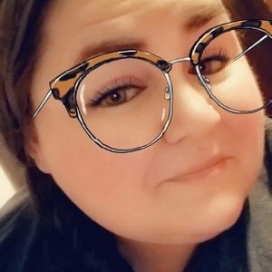 Meet your Posher, Bethanie